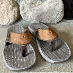 Sperry Outerbanks Tan and Brown Men's Flip-Flops Sz 12